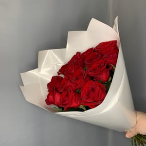 Букет «15 красных роз»