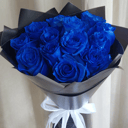 Шляпная коробка с цветами «Букет из 13 синих роз»