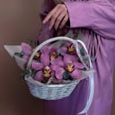 Корзина с цветами «Самой милой» из орхидей