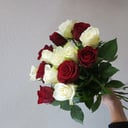Букет «Микс кенийских роз "Красно-белый"»
