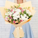 Букет «Тёплый привет» из хризантем и роз