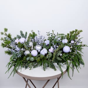 Коробка с цветами «Королевская зима»