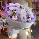 Букет для принцессы из хризантем и гвоздик