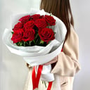 Букет роз в упаковке