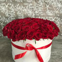 Шляпная коробка с цветами «Королевская коробка» из роз