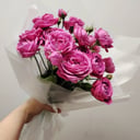 Букет кустовых пионовидных роз