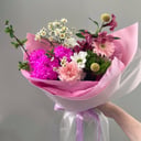 Букет из кустовой хризантемы, краспедии