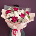 Букет «От всей души» из роз и хризантем