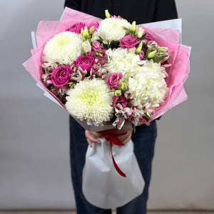 Букет «Утренняя роса» из эустом и альстромерий