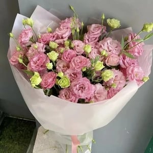 Букет с эустомой