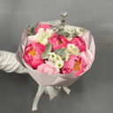 Букет «Весеннее чудо» из пионов и эустом