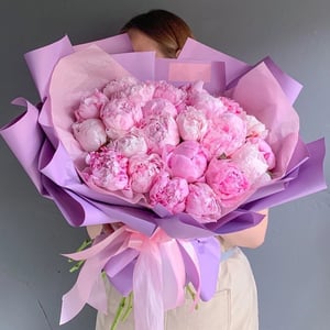 Букет «37 пионов ароматный гигант»