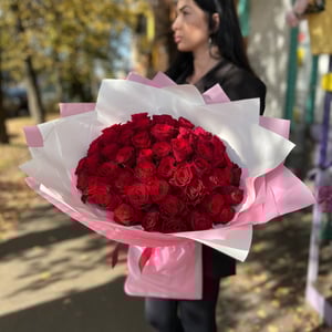 Букет из 51 красной розы