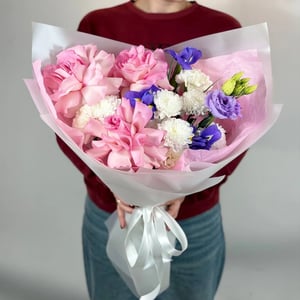 Букет "Карамелька" из ирисов и хризантем