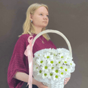 Композиция в корзинке "Весеннее солнце" из хризантем