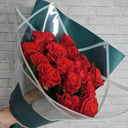 Букет из 15 алых роз