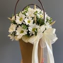 Коробка с цветами «Авторский букет с пшеницей» из хризантем