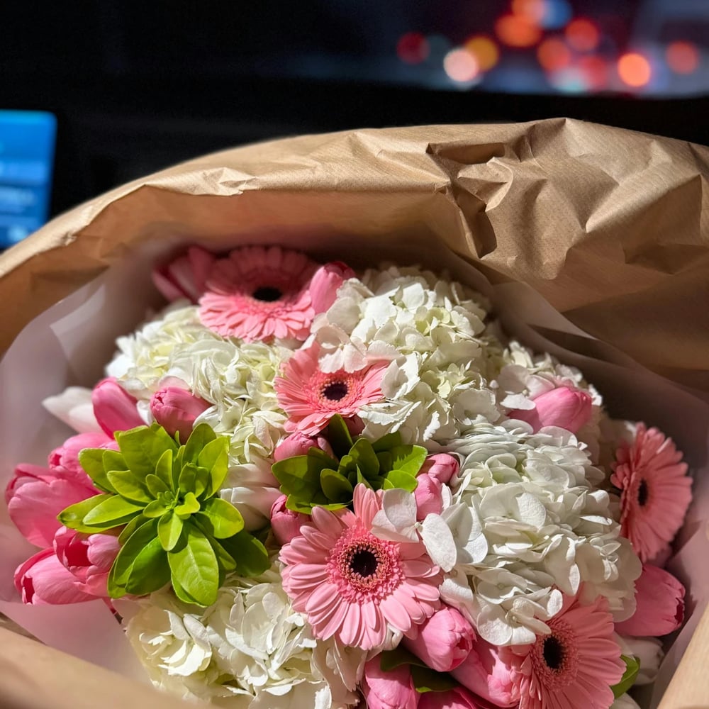 Flower delivery in Brazil