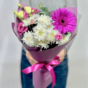 Букет «Малиновый эксклюзив» из эустом и хризантем