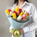 Букет из 21 тюльпана