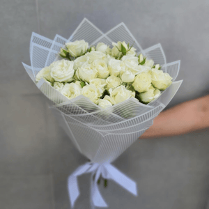 Букет "Белоснежный" из кустовых роз