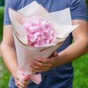 Букет из розовой гортензии