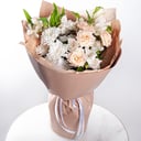 Букет «Нежное касание» из альстромерий и роз