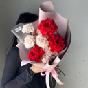 Авторский букет с розами, гортензией