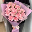 Букет 15 диантусов с сухоцветами из гвоздик