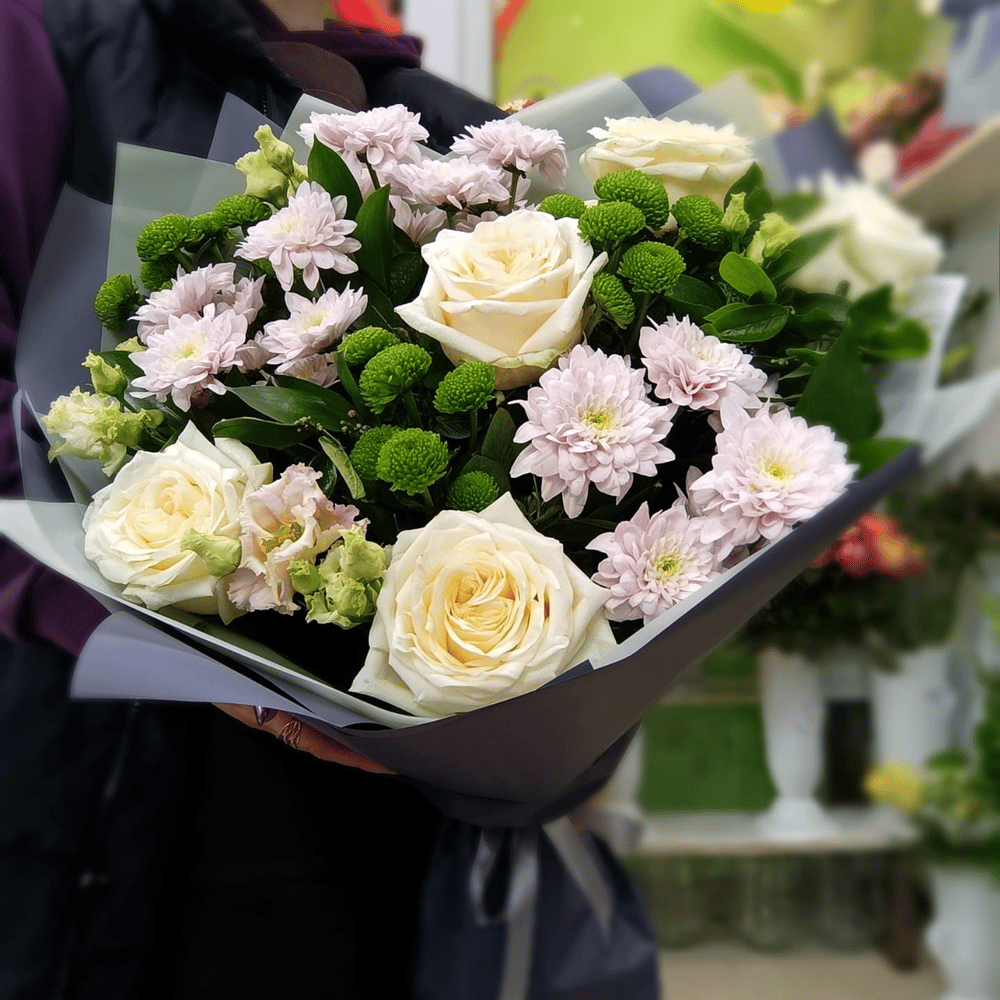 Букет «Ангельский» из роз и эустом