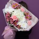 Букет «Любимой маме» из альстромерий и гвоздик