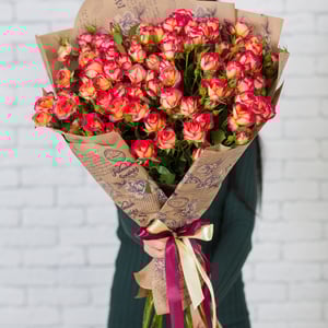 Букет «15 шт Кустовых роз»