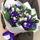 Букет «Ирисы с тюльпанами»