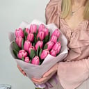 Букет из розовых тюльпанов