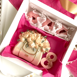 Конфеты ручной работы Сумочка с цветами