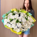 Букет из 25 кустовых хризантем