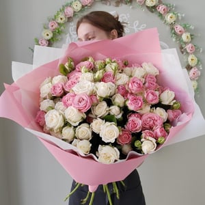 Букет «Кустовые розы»