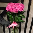 Букетик из розовых роз