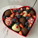 Мини сердце из клубники в шоколаде