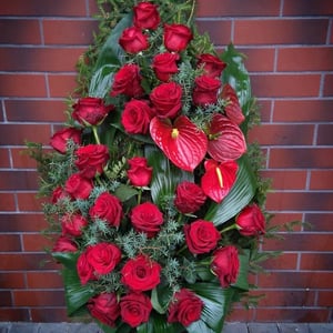 Венок с антуриумом