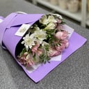 Букет-комплимент2 из альстромерий и роз