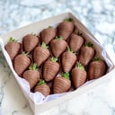 Клубника в шоколаде "Антони" 16 ягод