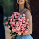 Букет «Кустовые розы Мадам Бомбастик 7шт»