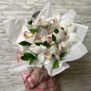 Букетная рапсодия из орхидей