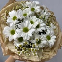 Букет «Хризантема с танацетумом в крафте»