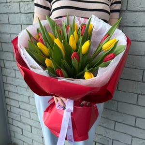 Букет из 25 тюльпанов "Осенняя элегия"