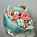 Бирюзовое счастье букет роз и сухоцветов