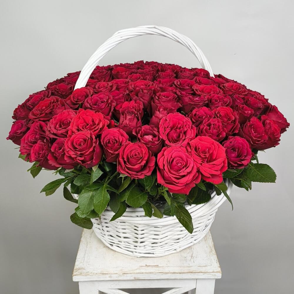 Букет «Шикарная корзина» из роз