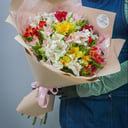 Букет из 15 альстромерий микс