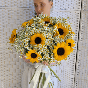 Букет «Вечное лето» из подсолнухов